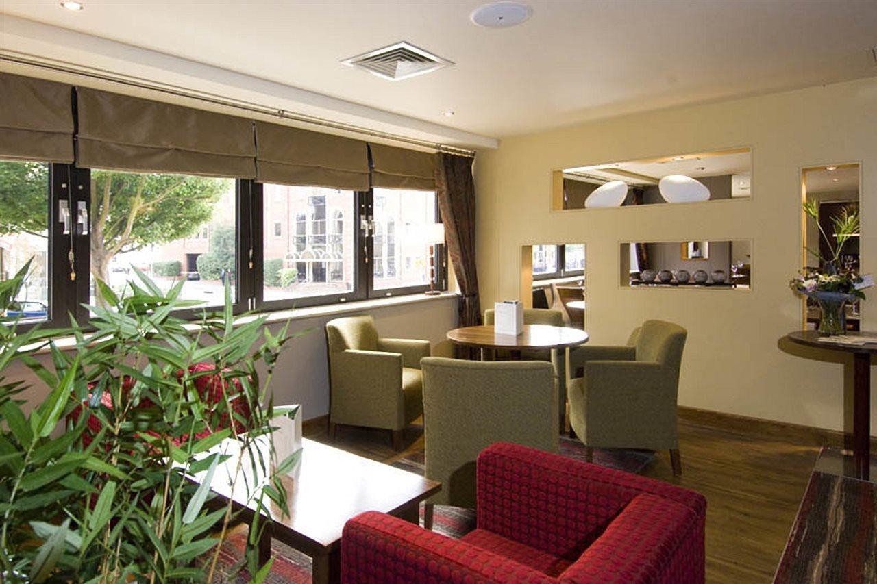 Premier Inn 브렌트우드 외부 사진