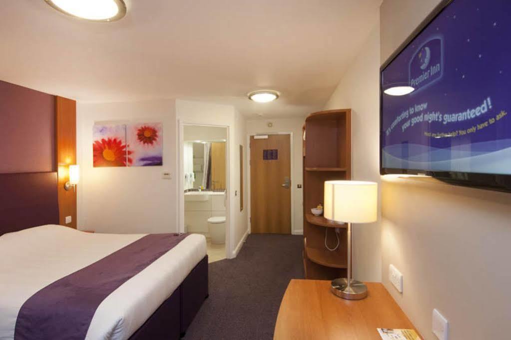Premier Inn 브렌트우드 외부 사진
