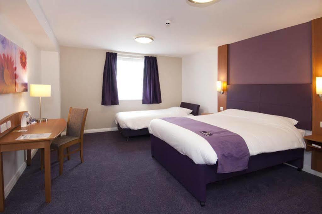 Premier Inn 브렌트우드 외부 사진