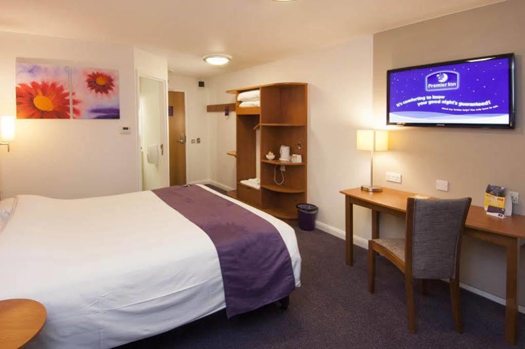 Premier Inn 브렌트우드 외부 사진